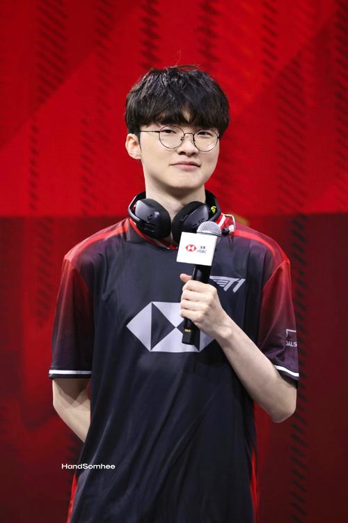 Bilibili Gaming vs WBG数据前瞻：WBG如何顶住BLG前期是最大的难题