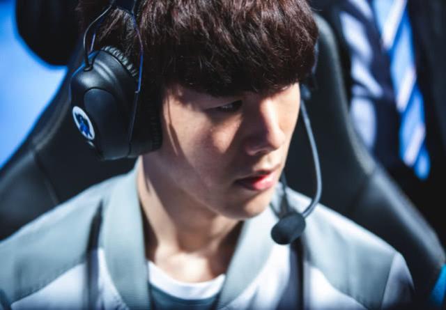 Astralis , Liquid, 和 paiN 在 FISSURE Playground 2 中获得最后的季后赛名额