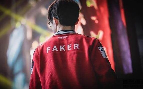 3DMAX 和 Astralis 晋级 IEM Cologne 2025 主舞台