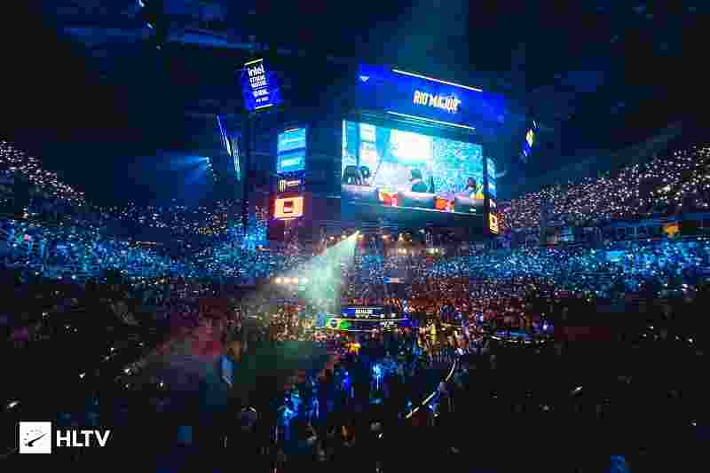 FaZe以2：0战胜NAVI，晋级2025年BLAST Open Fall lan 阶段